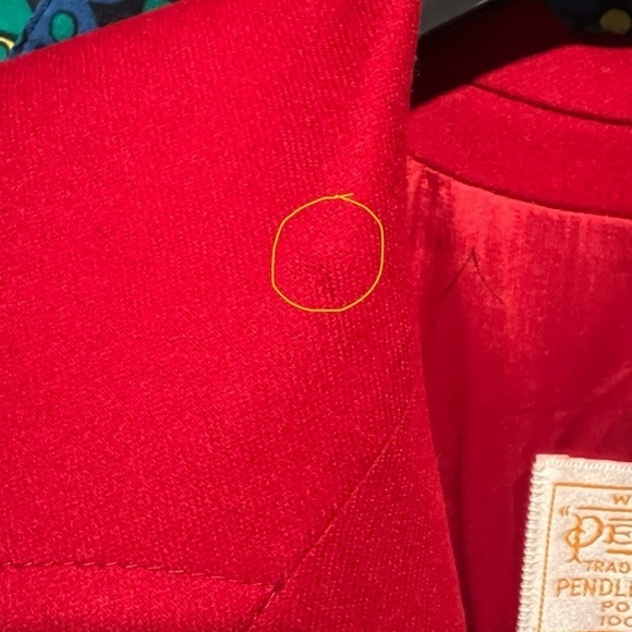 Vintage Pure Wool Pendleton Trench Coat in Red.  Sz 14 - Picture 8 of 11